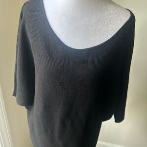 Cyrus Classic Black Crewneck Sweater